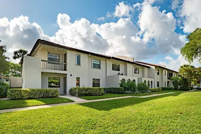 9232 Pecky Cypress Lane #2-E, Boca Raton, FL 33428 - Photo 1