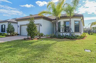 425 SE Donnell St, Port Saint Lucie, FL 34984 - Photo 1