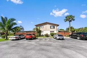 4326 S Landar Dr, Lake Worth, FL 33463 - Photo 1