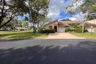 8593 Raintree Ct, Boca Raton, FL 33496 - Photo 1