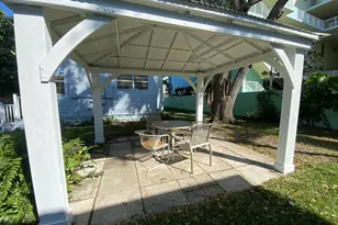 11 N Lakeside Dr, Lake Worth, FL 33460 - Photo 1