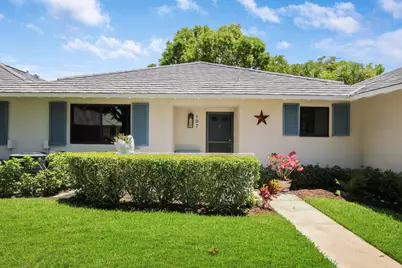 107 Club Drive, Palm Beach Gardens, FL 33418 - Photo 1
