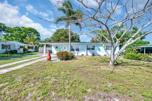 332 Smallwood Ave, Fort Pierce, FL 34982 - Photo 1