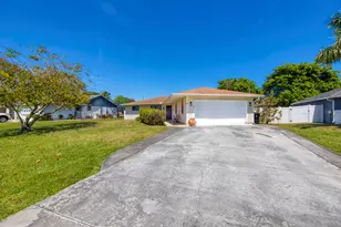 661 SE Sweetbay Ave Ave, Port Saint Lucie, FL 34983 - Photo 1