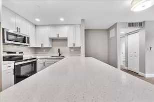 7000 NW 17th St Street Unit, Plantation, FL 33313 - Photo 1