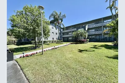 218 Suffolk F, Boca Raton, FL 33434 - Photo 1