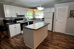 2581 SW Pontiac Pl, Stuart, FL 34997 - Photo 1