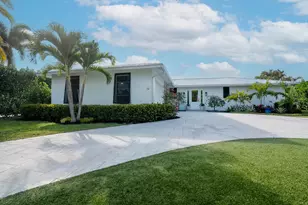 12 SE Hitching Post Cir, Tequesta, FL 33469 - Photo 1