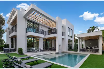 400 NE Olive Way, Boca Raton, FL 33432 - Photo 1