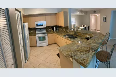 805 Villa Circle, Boynton Beach, FL 33435 - Photo 1