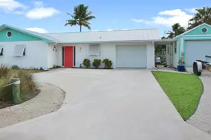 66 SW Cabana Point Cir, Stuart, FL 34994 - Photo 1