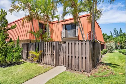 3310 Meridian Way S #D, Palm Beach Gardens, FL 33410 - Photo 1