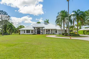 4704 SW Bermuda Way, Palm City, FL 34990 - Photo 1