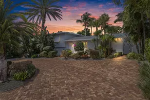 14049 Port Cir, Palm Beach Gardens, FL 33410 - Photo 1