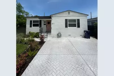 2811 SW 68th Avenue, Miami, FL 33155 - Photo 1
