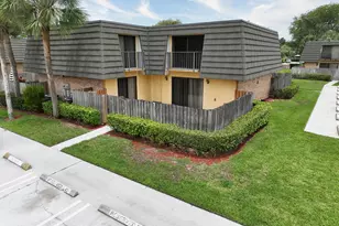 1724 17th Way, West Palm Beach, FL 33407 - Photo 1