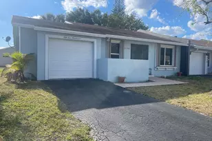 5400 Lakewood Cir S, Margate, FL 33063 - Photo 1