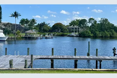 718 SE Essex Drive, Port Saint Lucie, FL 34984 - Photo 1