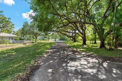 1110 NW 2nd Avenue, Delray Beach, FL 33444 - Photo 1