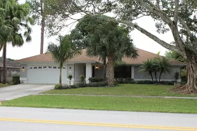 13880 Paddock Drive, Wellington, FL 33414 - Photo 1