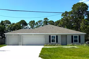 2218 SE Grand Dr, Port Saint Lucie, FL 34952 - Photo 1