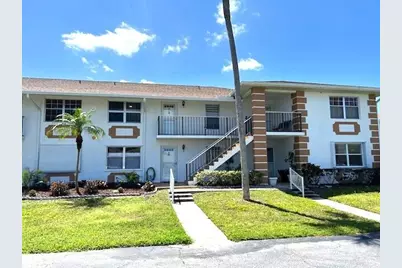 1207 S Lakes End Drive, Unit #E-2, Fort Pierce, FL 34982 - Photo 1