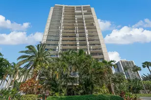 2425 Presidential Way, West Palm Beach, FL 33401 - Photo 1