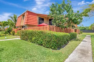 8329 Trent Ct, Boca Raton, FL 33433 - Photo 1