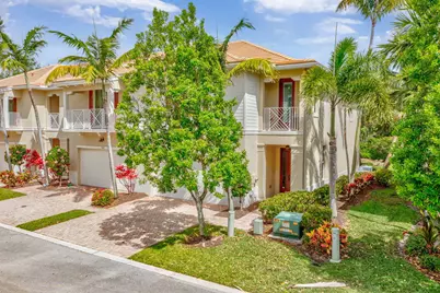 7265 Oxford Court, Palm Beach Gardens, FL 33418 - Photo 1