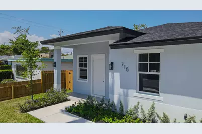 715 37th Street, West Palm Beach, FL 33407 - Photo 1