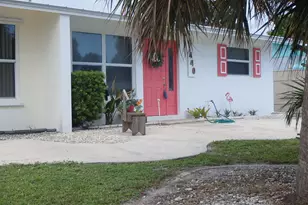 440 SE Fini Dr, Stuart, FL 34996 - Photo 1