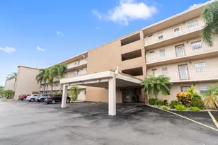 300 NE 26th Ave, Boynton Beach, FL 33435 - Photo 1