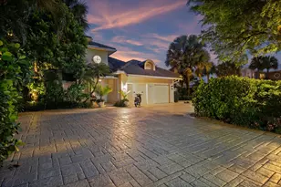 11851 Pebblewood Dr, Wellington, FL 33414 - Photo 1