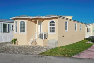 10725 S Ocean Dr, Jensen Beach, FL 34957 - Photo 1