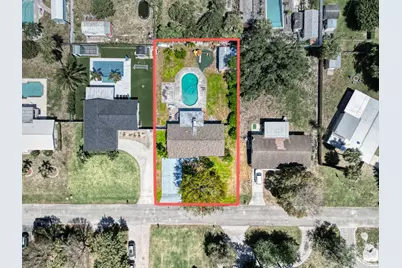 418 W Shadyside Circle, West Palm Beach, FL 33415 - Photo 1