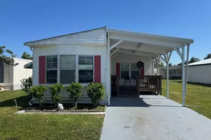 3 Universidad Ln, Port Saint Lucie, FL 34952 - Photo 1