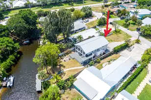 1447 SW Peninsula Ln, Palm City, FL 34990 - Photo 1