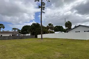 7902 Westmont Dr, Fort Pierce, FL 34951 - Photo 1