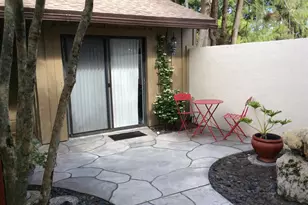 241 Pleasant Wood Dr, Wellington, FL 33414 - Photo 1