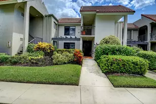 5547 Fairway Park Dr, Boynton Beach, FL 33437 - Photo 1
