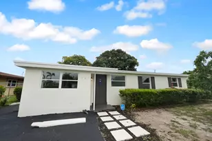 327 NW 11th Ave, Delray Beach, FL 33444 - Photo 1