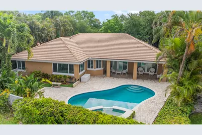 18475 Lake Bend Drive, Jupiter, FL 33458 - Photo 1