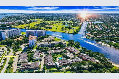 382 Golfview Road, Unit #H, North Palm Beach, FL 33408 - Photo 1