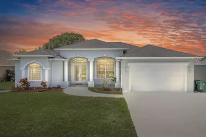 2267 SE Heathwood Circle, Port Saint Lucie, FL 34952 - Photo 1