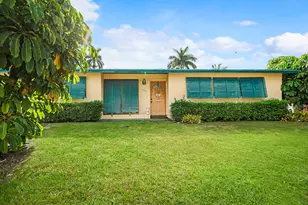 736 Tradewind Dr, North Palm Beach, FL 33408 - Photo 1