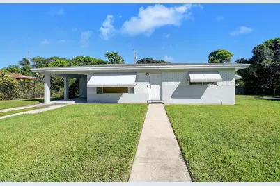 811 SE 3rd Avenue, Delray Beach, FL 33483 - Photo 1