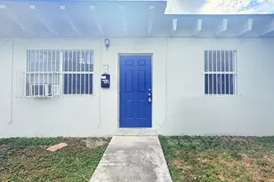 1017 SW 8th St, Homestead, FL 33030 - Photo 1