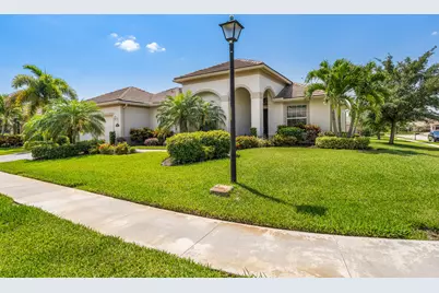 6104 Graysen Square, Vero Beach, FL 32967 - Photo 1