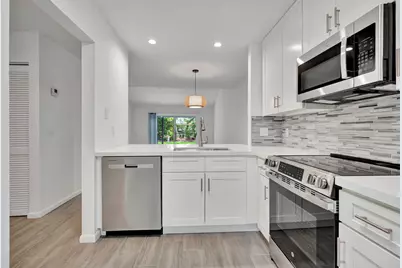 208 Palmetto Court, Jupiter, FL 33458 - Photo 1