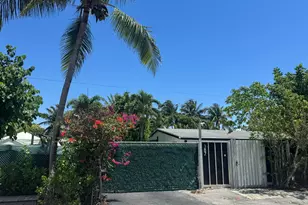 387 Enfield St, Boca Raton, FL 33487 - Photo 1